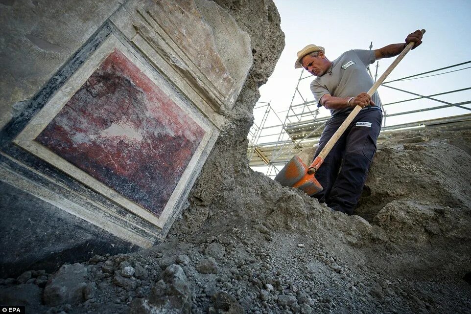 Извержение Везувия Помпеи раскопки. Находки раскопок Помпеи. Помпеи археологические находки. Неплохо сохранившаяся