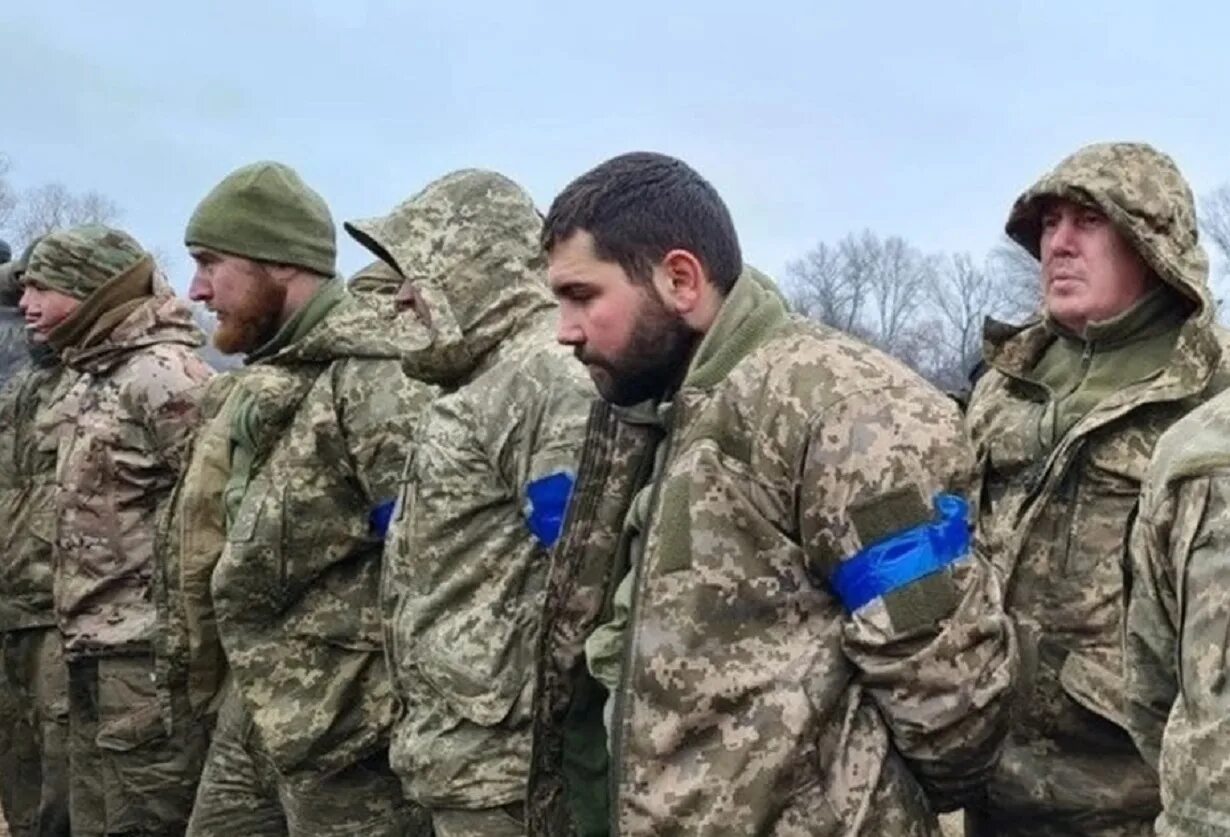 Ходаковский военкор. Пленные азовцы в Мариуполе. Украинские военные. Украинская армия. Русские не сдаются украинцы