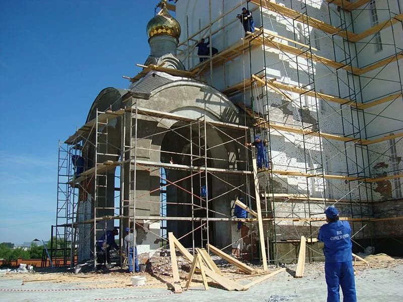 Сохранение культурного достояния. Реконструкция храмов. Воссоздание памятников архитектуры. Реконструкция здания. Реставрация зданий.