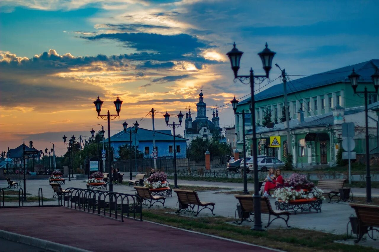 3 июля 2017 г. Набережная Шадринск. Набережная города Шадринска. Набережная Шадринск Курганская область. Ночная набережная Шадринск.