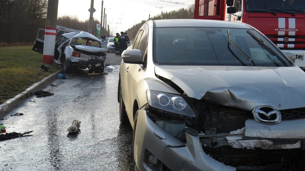 Авария в саранске вчера. Авария на Лямбирском шоссе. Авария в Саранске вчера на Лямбирском шоссе. Авария в Саранске вчера на Светотехстрое. ДТП В Саранске сегодня на Светотехстрое.