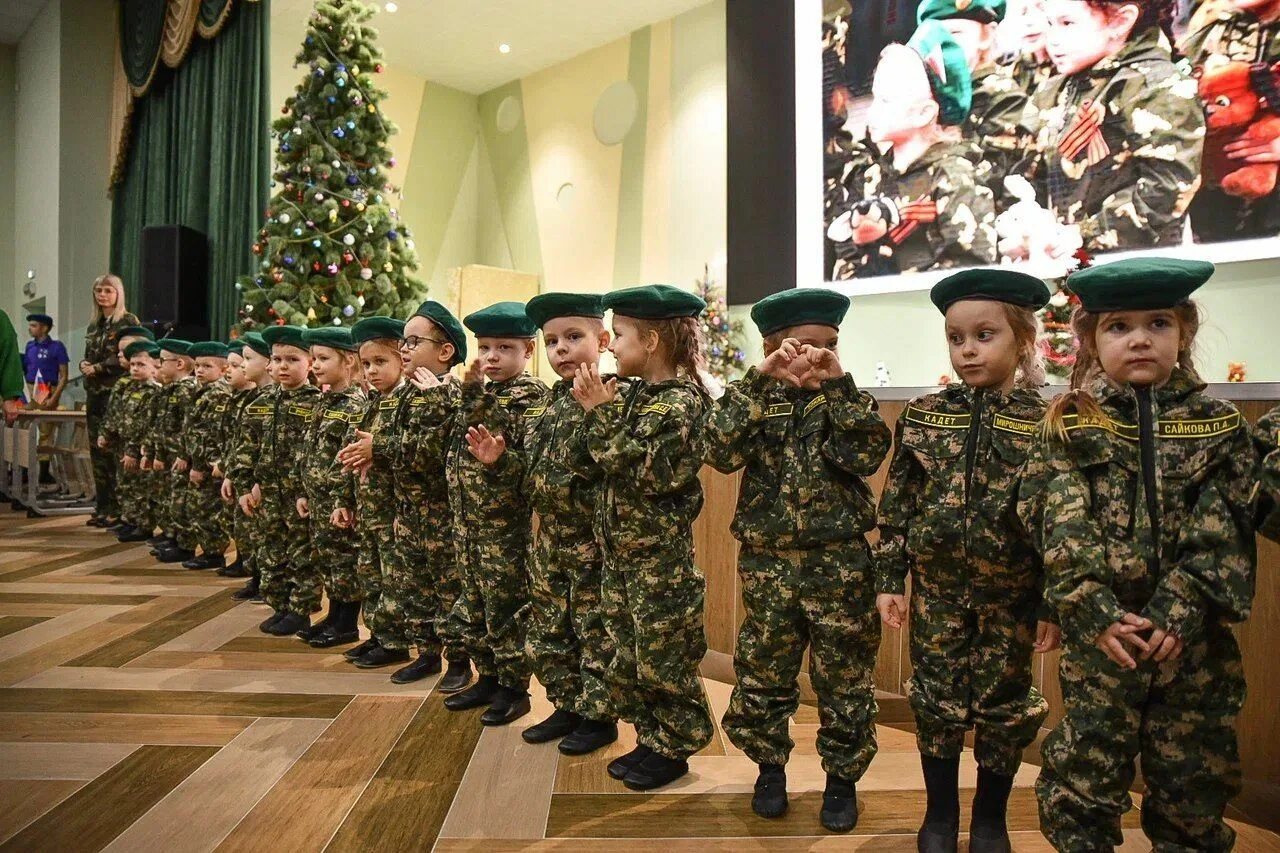30 воспитанников. Пограничная служба таджикистана. 30 воспитанников. Кадетская школа в мелеузе 4 школа. Урал пограничная служба.