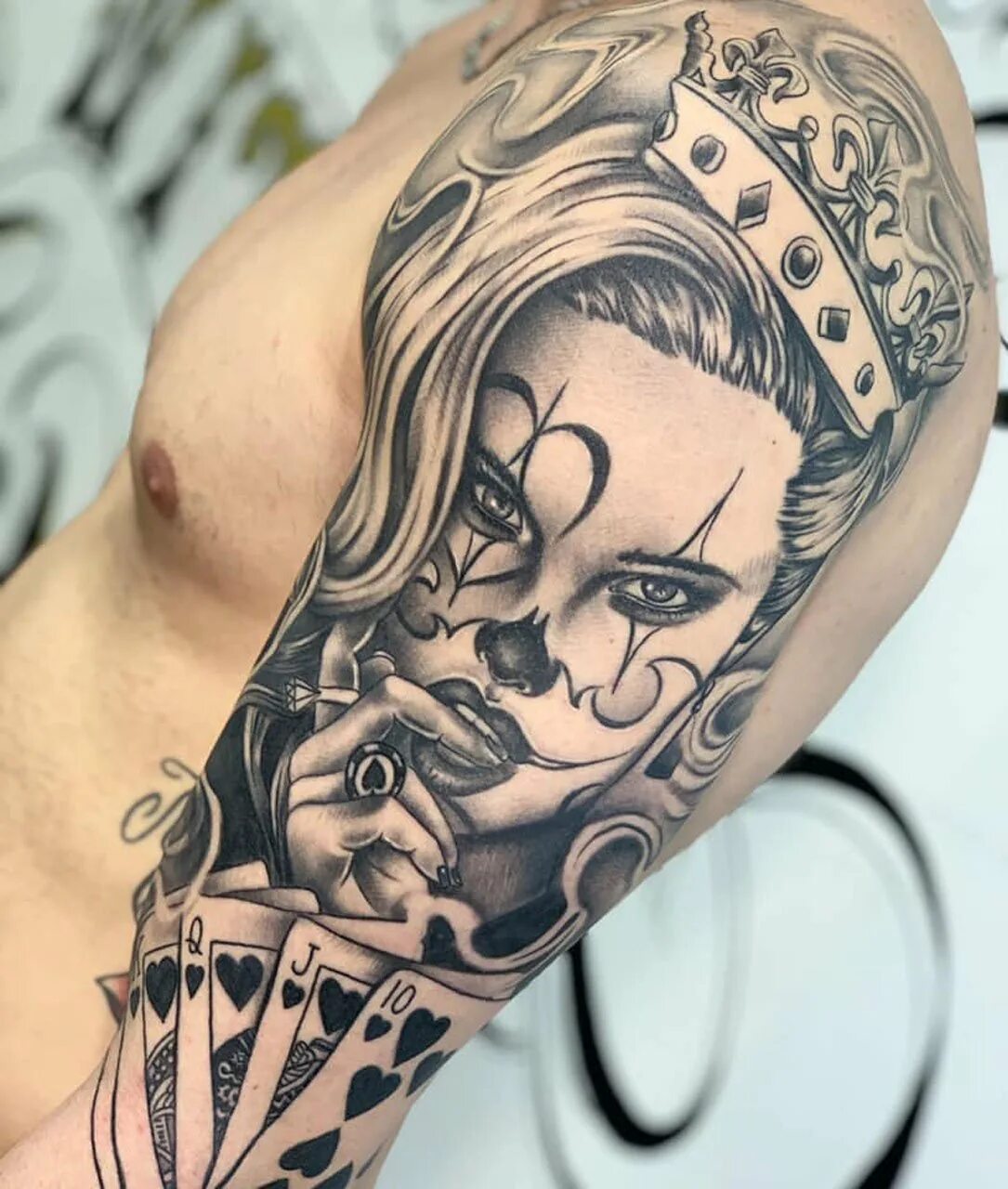 тату чикано мужчина. тату в стиле чикано мужские эскизы. тату чикано мужчина. реализм в стиле чикано. стиль чикано предплечье.