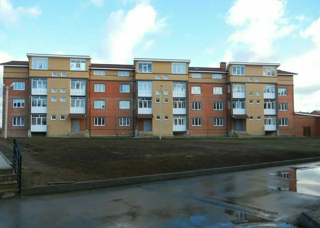 Квартира в рогово новая москва. Поселение роговское поселок рогово. Поселок рогово. Квартира в рогово новая москва. Москва поселок рогово улица берёзки 2021.