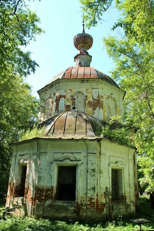 Церковь Троицы Живоначальной (красное Сумароково). Красное Некоузский район Ярославская область. Ажерово Некоузский район. Нескучное Ярославская область Некоузский район.