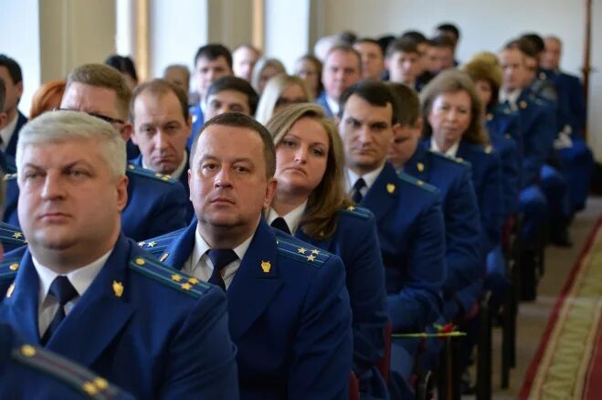 Прокуроры саратова фамилии. Телефон прокуратуры г саратова. Телефон прокуратуры г саратова. Телефон прокуратуры г саратова. Телефон прокуратуры г саратова.