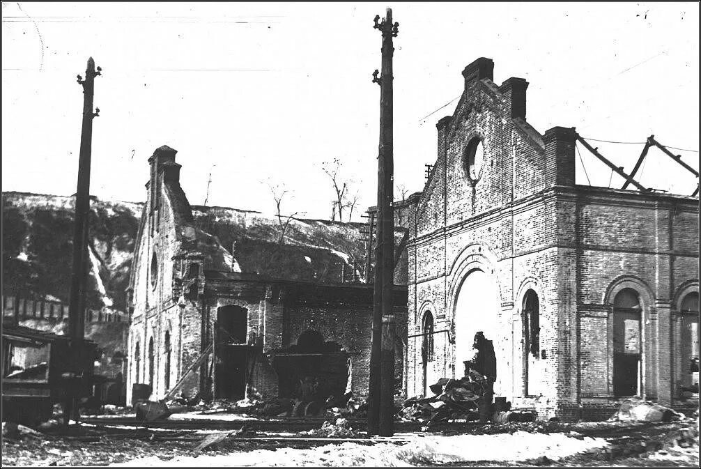 Разрушенный орел. Курск после освобождения 1943. Город Курск в 1943 году. Город Курск в годы войны. Курск в годы оккупации.