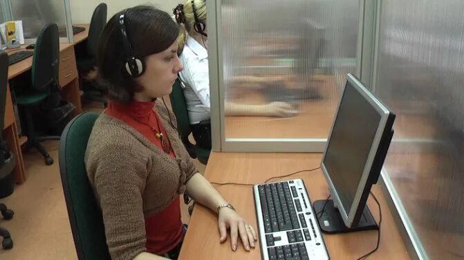 Специалист позпкупкам. Картинка для презентации сотрудник колл центра и процесс. Начальник лпц 4 ммк магнитогорск. Режим работы сall-центра. Работа оператором магнитогорск.