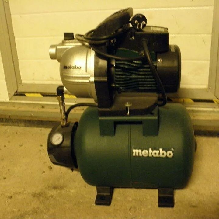 Hww 3300 25. Насосная станция Metabo HWW 3300/25 G 600968000. Насосная станция Метабо HWW 3300/25g. Насосная станция Metabo HWW 3300/25. Метабо HWW 3300/25 G.