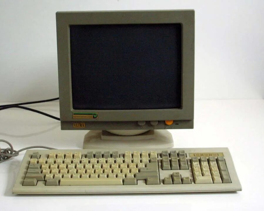 Компьютеры 90 х годов. IBM Computer 90s. Компьютер 90 годов. Персональные компьютеры 90-х годов. Монитор компьютера 90-х.