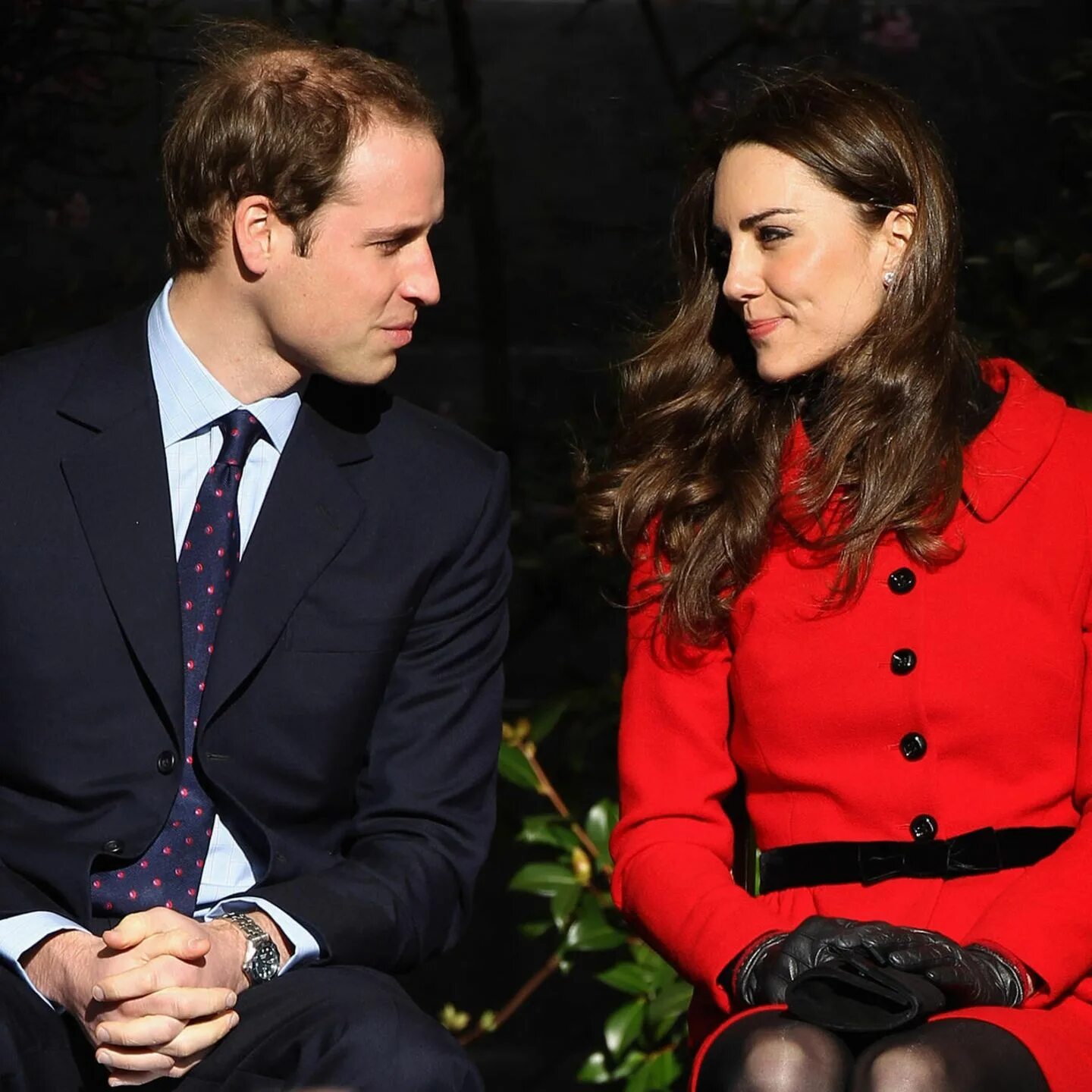 История любви кейт. Принц уэльский уильям и кейт миддлтон. prince william and kate young. принс уильям и кейт переглядываются. кейт и уильям в 20 лет.