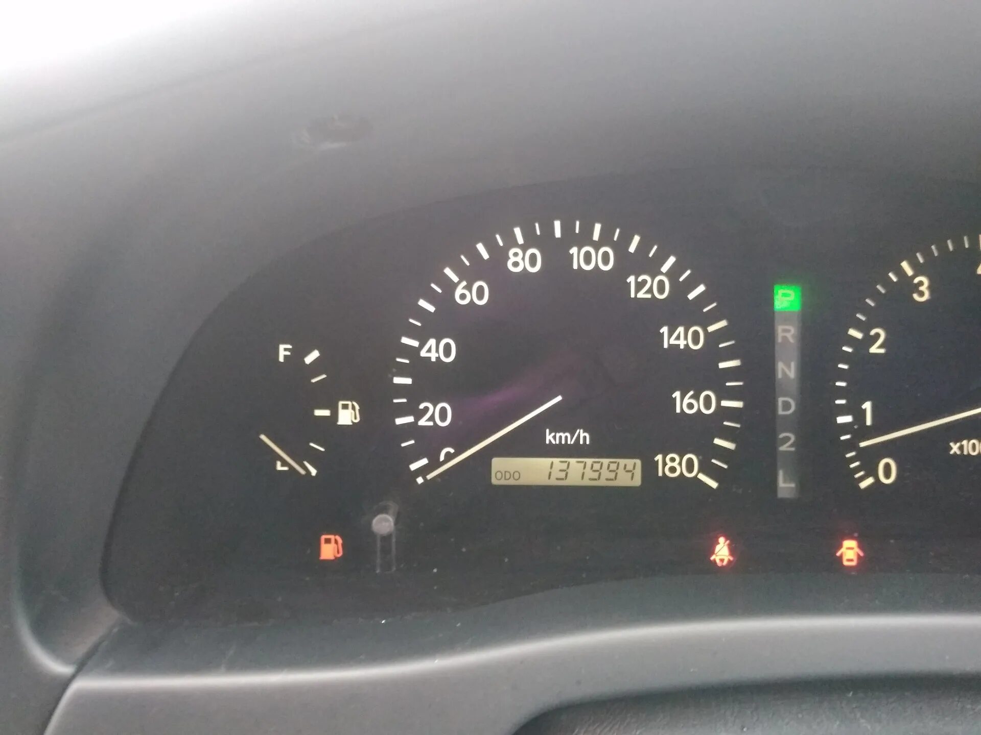 Ваз 2110 сигнальные лампы топлива. Панель приборов ваз 2107 инжектор. Не горит указатель. Не горит указатель. Не горит указатель.