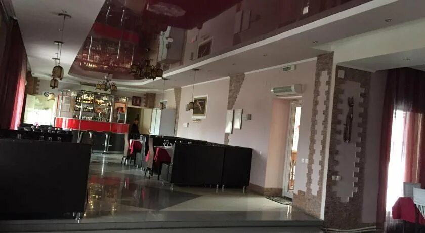 Гостиница триумф чапаевск. Отель триумф чапаевск. Гостиница чапаевск. Гостиница чапаевск. Гостиница на колесах.