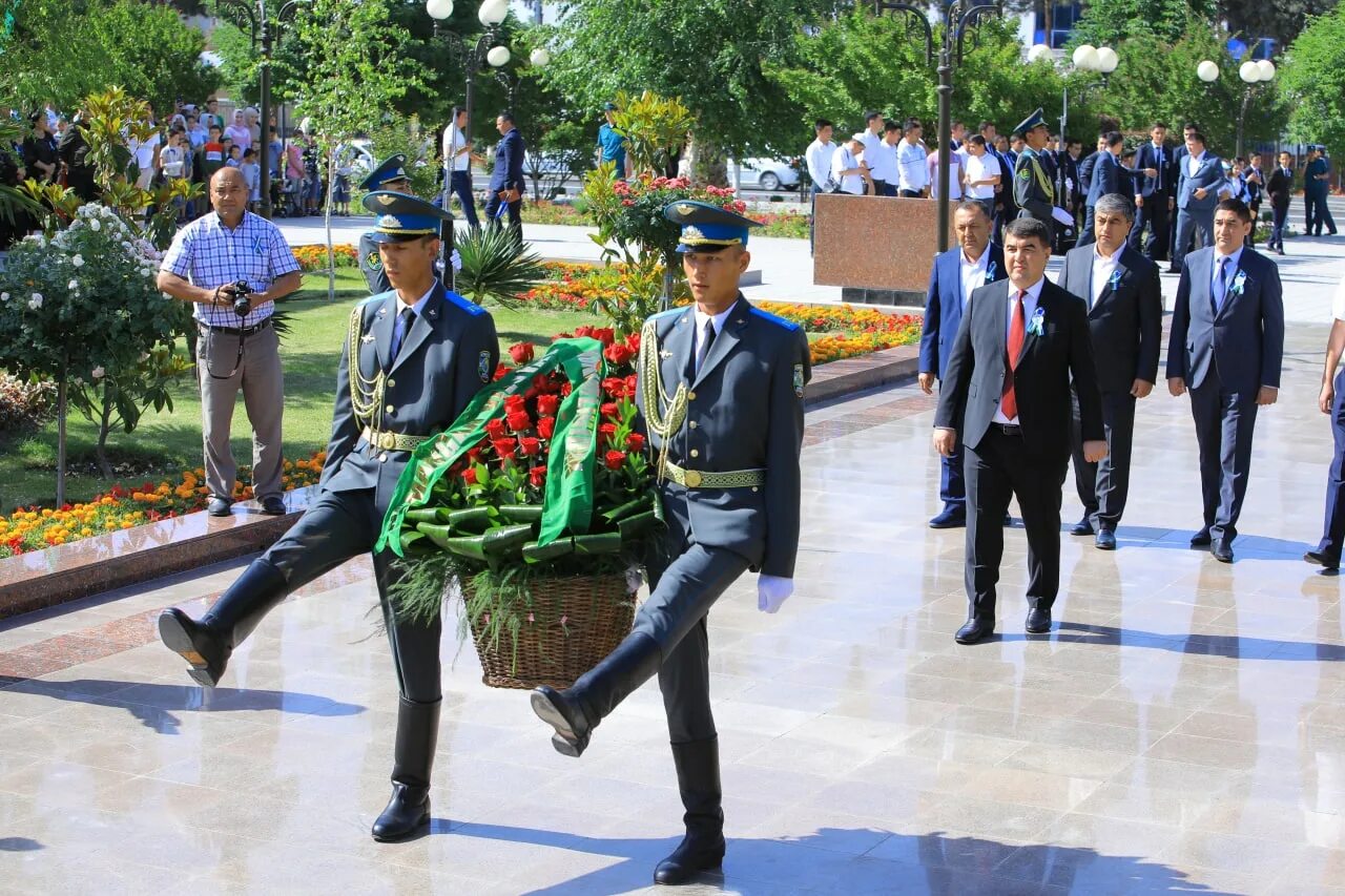 9 may xotira va qadrlash kuni. 9 Май Хотира ва қадрлаш байрами. Хотира Мукаддас. Хотира ва қадрлаш. 9 Мая Узбекистан день памяти и почести.