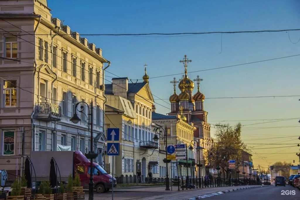 Высокая гора ул рождественская. Рождественская улица нижний новгород. улица рождественская нижний новгород памятник. улица рождественская нижний новгород фото. рождественская улица нижний новгород зимой.