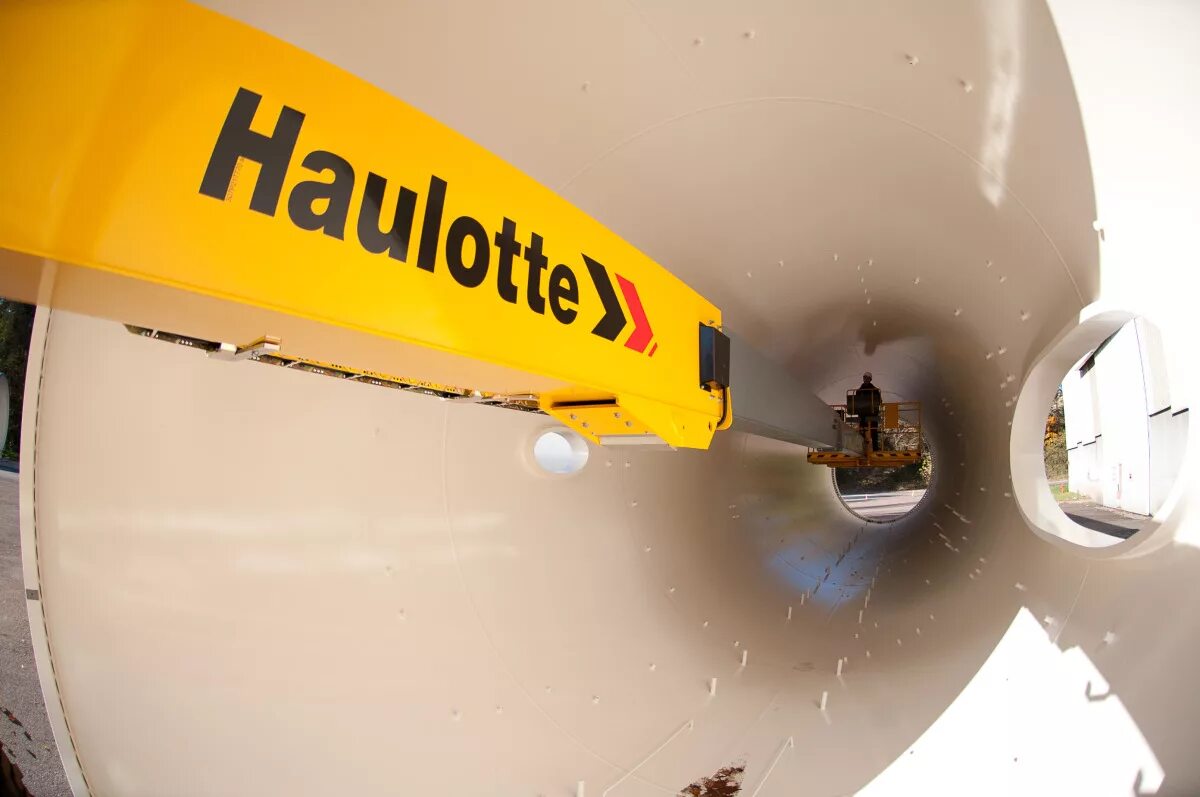 Телеканал раша тудей. Russia today телеканал. Russia today. Haulotte ht23rtj. Телеканал rt.