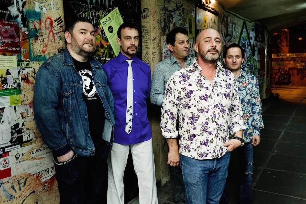 было два самолета. эшелон самолета. два самолёта вылетели. ту-95 мс бомбардировщик. вадим покровский 2ва самолета.