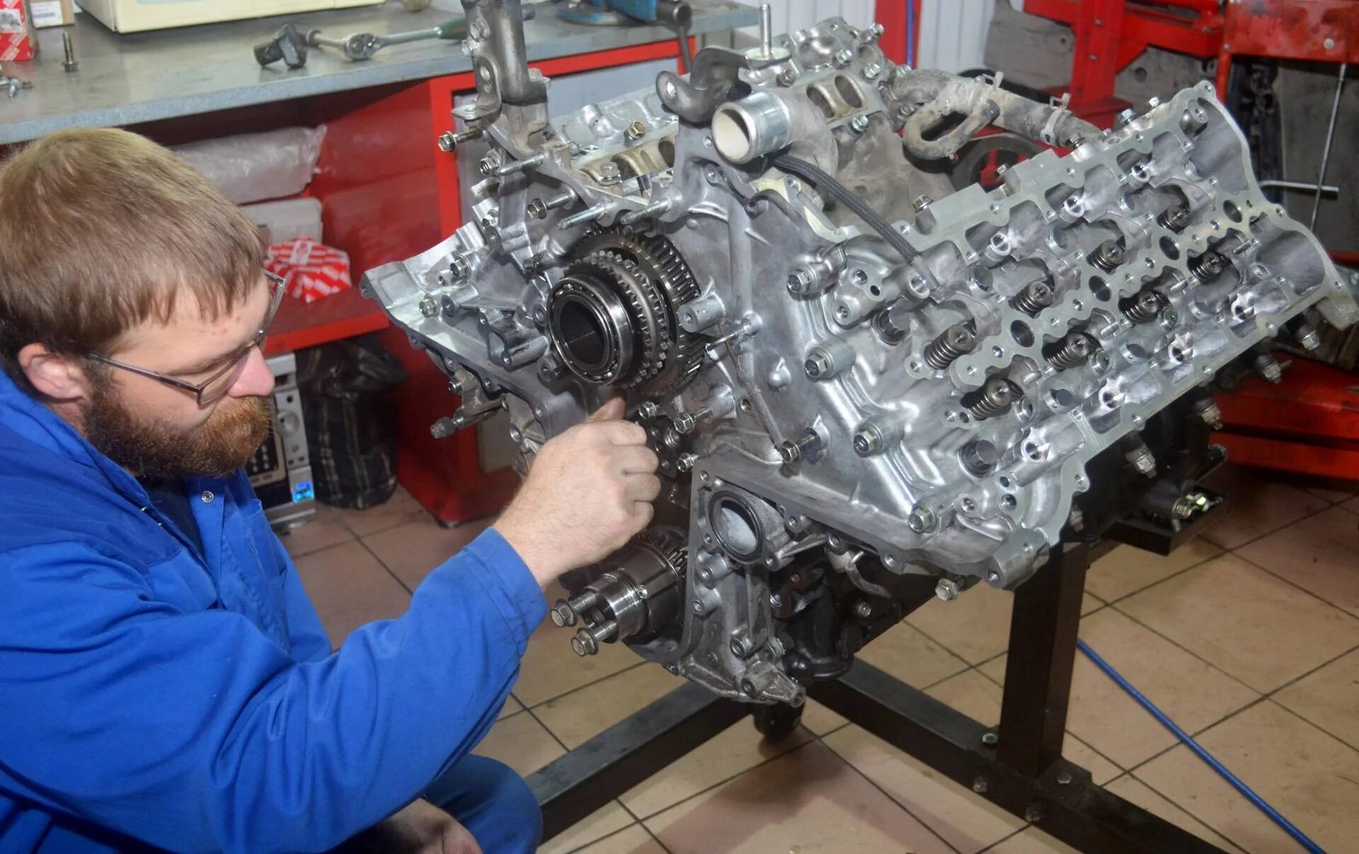Копремонт движок зил130. Сборка мотора камаз 740. Ремонт двигателя внутреннего сгорания. Капремонт двигателя. Капремонт двигателя камаз 740.