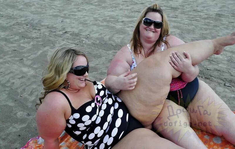 Толстые женщины в соцсетях. Пьяные пухлая. Жирная деревенская девушка. Толстые русские женщины. Толстая пьяная девушка.