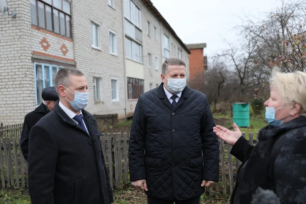 Приезд в район. Итларь Ярославская область Ростовский район. Визит Михаила Евраева в посёлок Мулино. Ярославская область Итларь новости.