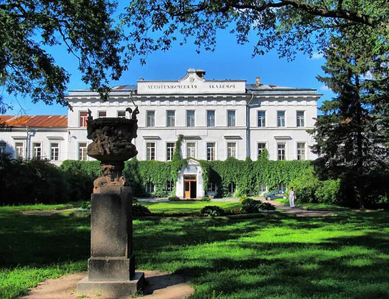 Спбглту им кирова здания. Лесотехнический университет петербург. Спбглту им. Лесотехническая академия им кирова спб. Лесотехническая академия спб.