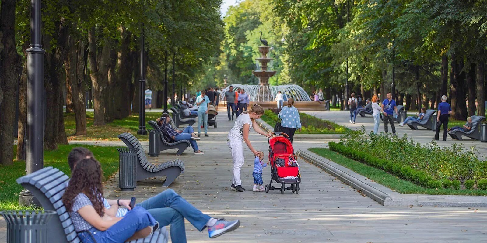 Можно просто погулять. Парк коляска. Где можно гулять в парке. Куда сходить погулять. Развлечения в парке Северного речного вокзала Москва.