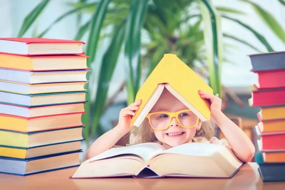 Новое чтение. Книги для детей. дети читают. чтение для детей. дети в библиотеке.
