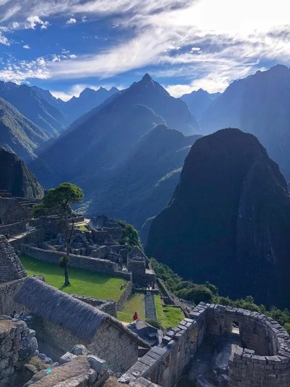 11-Day Machu Picchu Trek - Wowcher Machu picchu trek, Machu picchu, Best places 