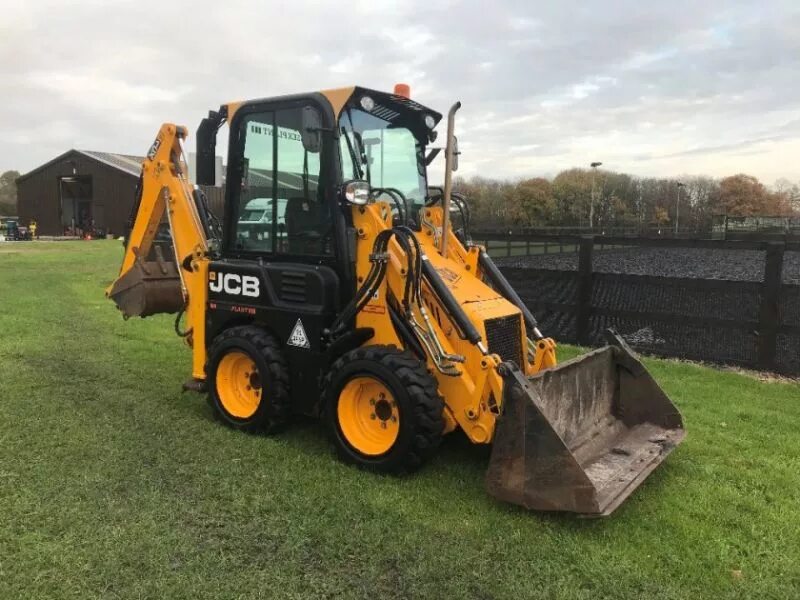 Продажа экскаваторов погрузчиков б у. Погрузчик JCB 1cx. Трактор JCB 1cx. JSB экскаватор 1cx. Мини экскаватор погрузчик JCB 1cx.