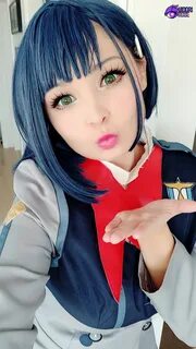 Rose cosplay