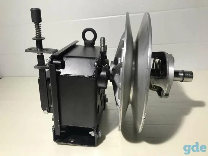 Реверс редуктор на мотобуксировщик бурлак 15 лс на голомарт. Реверс-редуктор для мотобуксировщика тофалар 500. Редуктор арктик на мотобуксировщик. Реверс редуктор для мотобуксировщика бтс 500. Редуктор буран на мотобуксировщик.