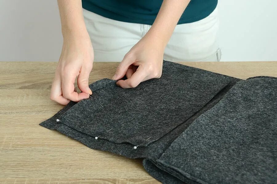 Фетровый чехол для ноутбука. Коврик для занятия йогой. Коврики бмв е60. Коврик ячеистый эва. Prosleeves коврик.