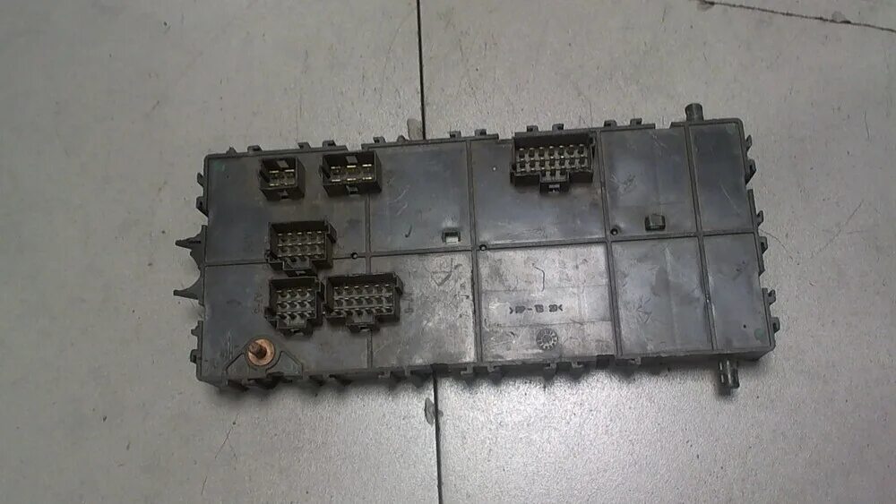 Блок предохранителей мерседес атего 815. Блок предохранителей атего. Блок предохранителей атего. Блок предохранителей atego. Блок предохранителей атего.