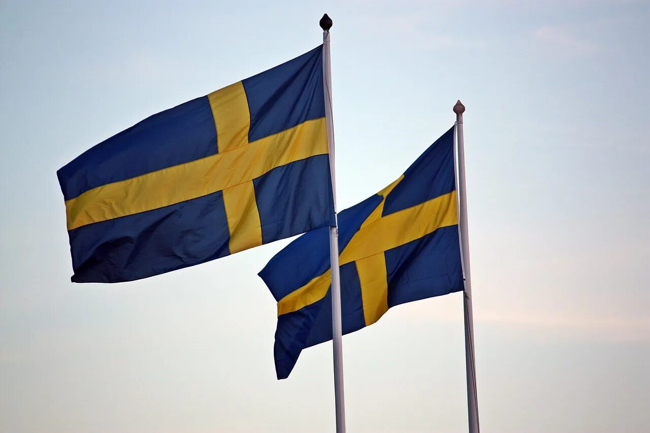 Флаг Швеция. Королевский флаг Швеции. Флаги стран Швеция. Национальный флаг Швеции.