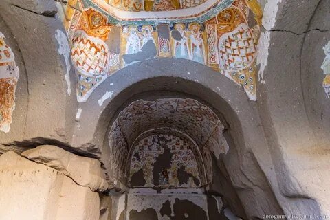 Пещерные росписи храмов