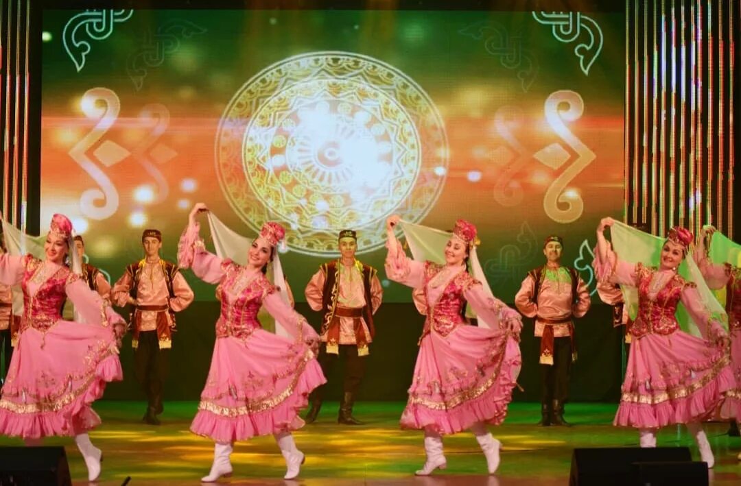 Нефтекамск нефтекамская государственная филармония. Городская филармония нефтекамск. Филармония нефтекамск. Нефтекамск площадь ленина. Нефтекамская государственная филармония.