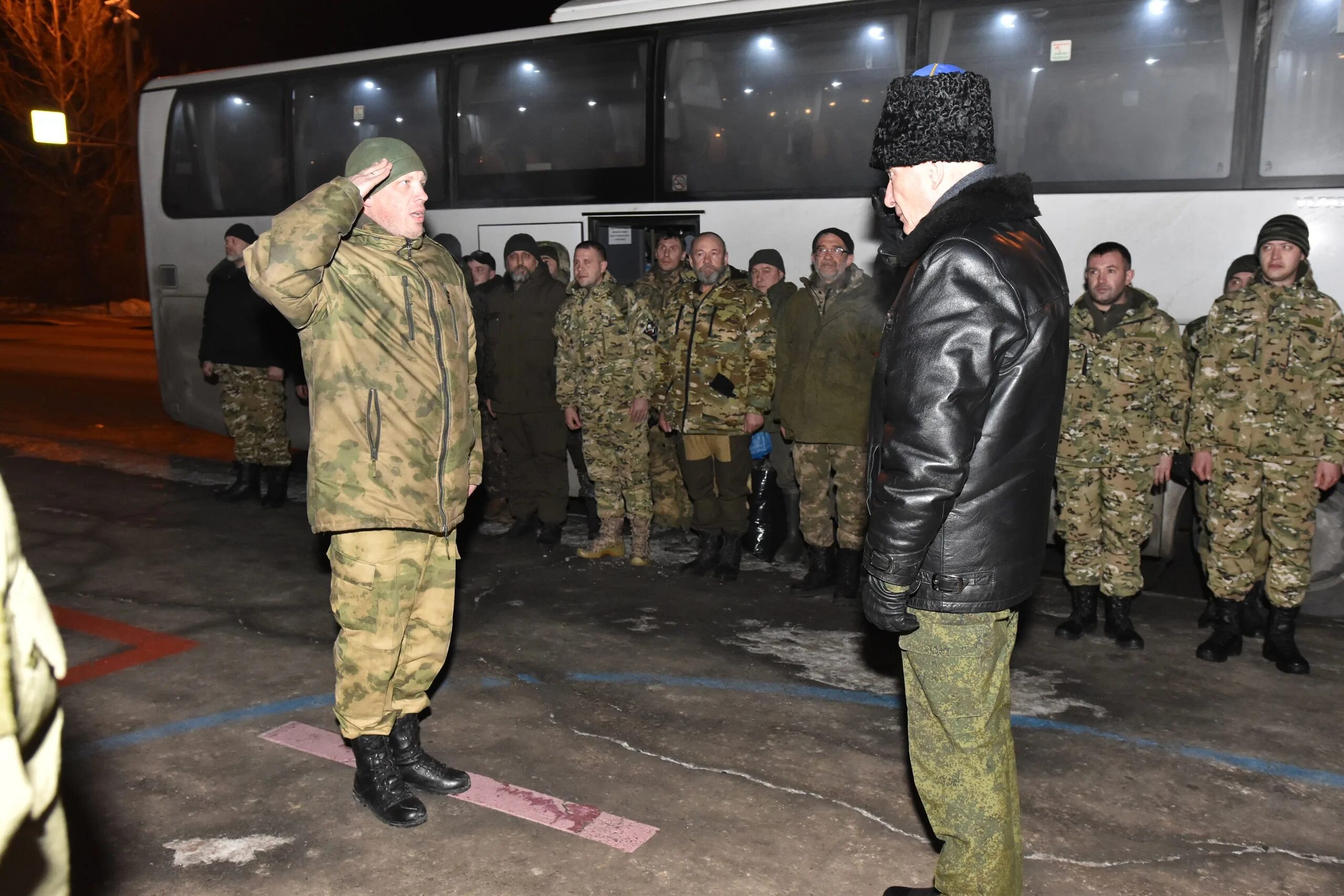 Доброволец сво екатеринбург. Барс 4 добровольческий отряд.