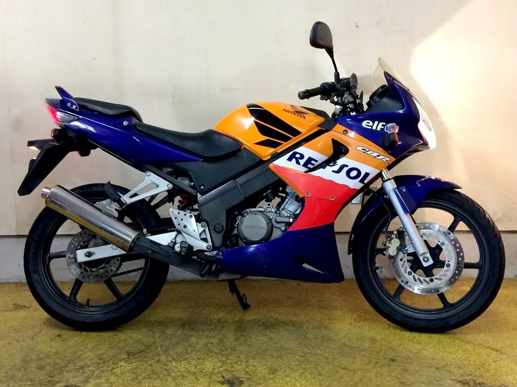 Сбр 125. Honda cbr125r. cbr 125 r. хонда сбр 125. honda cbr 125.