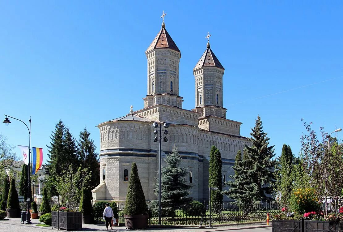 Трех святая церковь. Ясский Трёхсвятительский монастырь. Яссы Церковь трех святителей. Яссы Румыния монастырь. Яссы Молдова Церковь трех святителей.