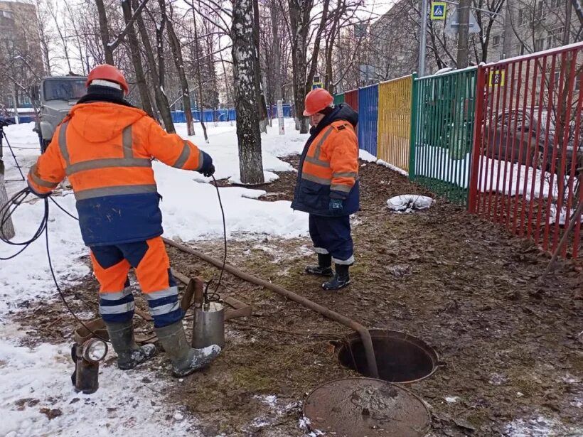 Сайт водоканал красногорск. Водоканал Красногорск. ЖКХ Красногорск. Сотрудники водоканала Красногорск. Аварийные работы.