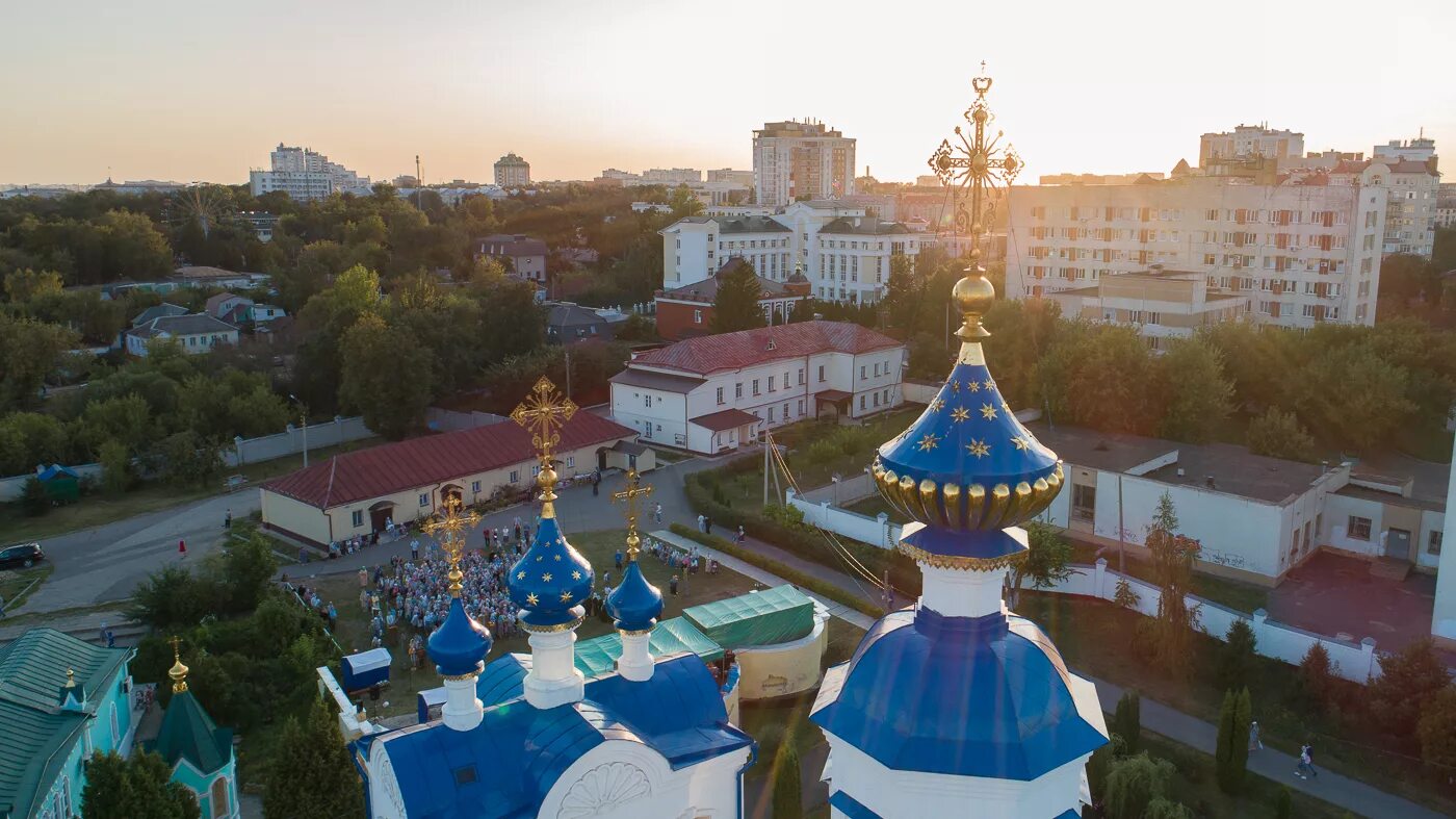 Свято успенский орел. Свято-Успенский мужской монастырь Орел. Свято Успенский монастырь города орла. Женский монастырь Орел. Свято-Успенский монастырь орёл проект.