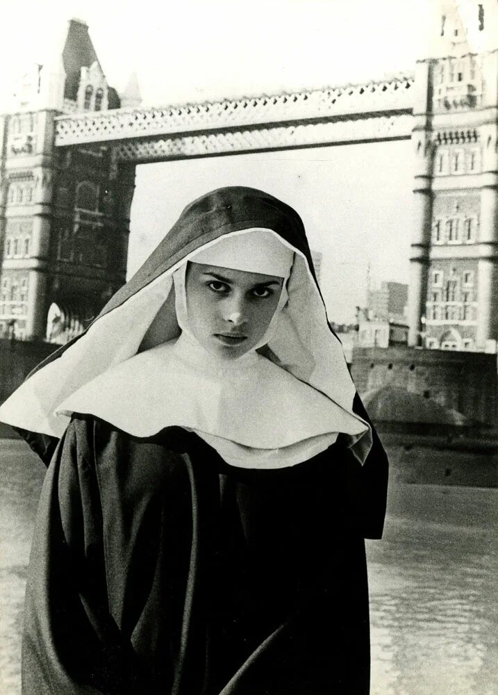 Болезнь монашек что это. Настасья Кински. Настасья Кински монашка. Дочь дьявола Кински 1976. Настасья Кински 1976.