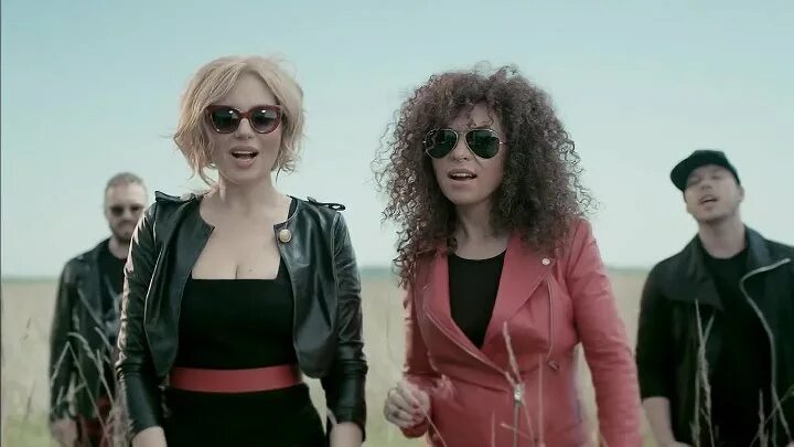 Бандэрос про красивую жизнь клип. Бандерос моя печаль. Бандерос еще чуть чуть и прямо. Бандэрос адьос. Бандерос про красивую жизнь клип.