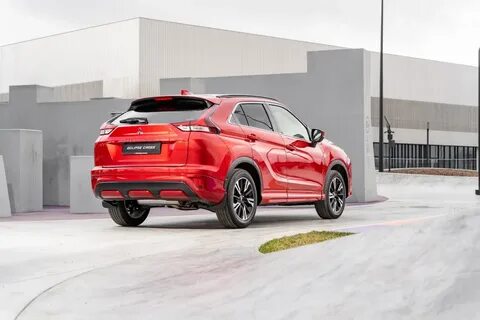 Eclipse cross
