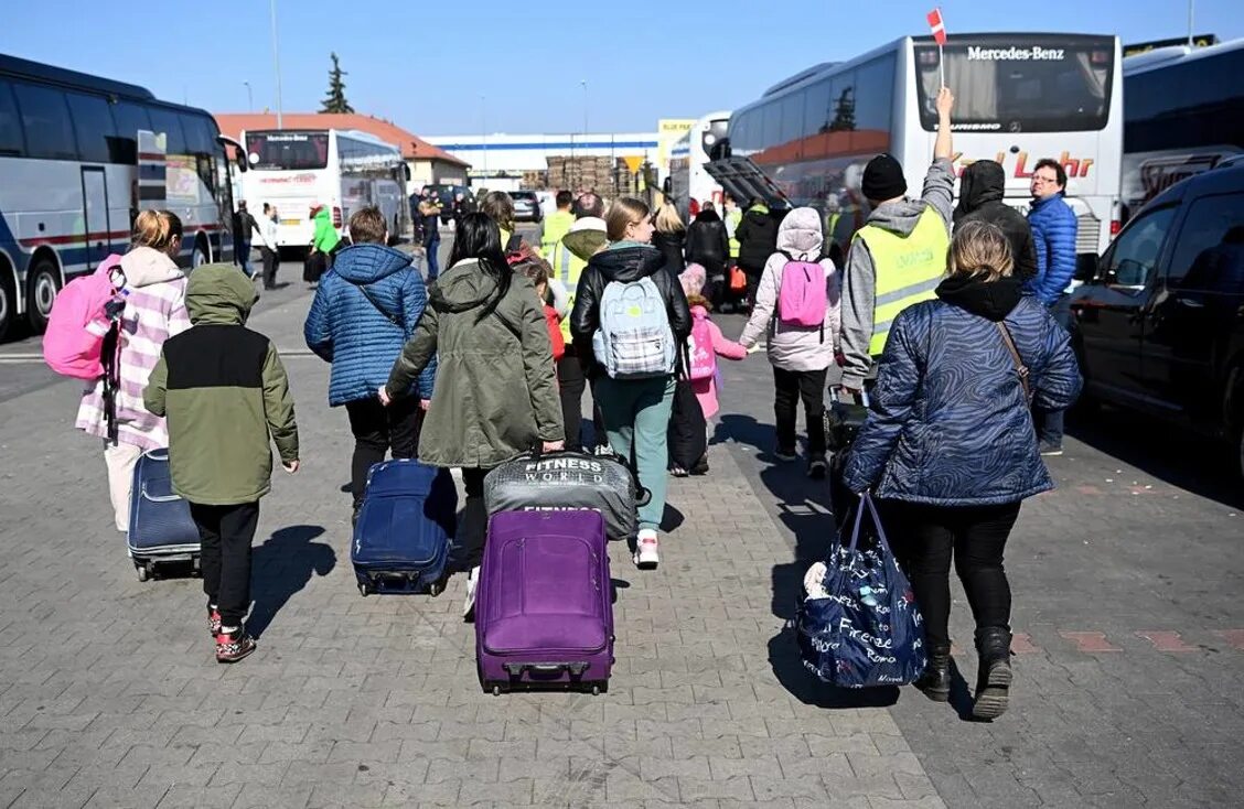 Украинские беженцы в норвегии. Беженцы с украины. беженцы с украины 2025. беженцы в россии 2025. русские беженцы.