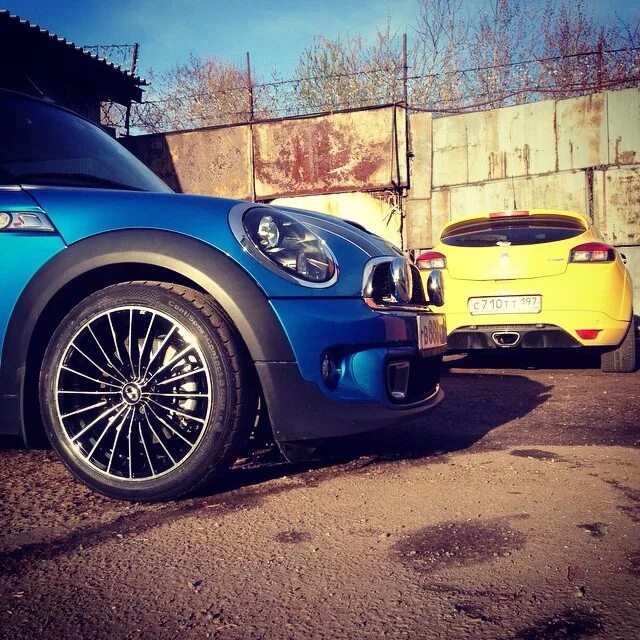 Mini Cooper s r56 r17 Wheels. Mini Cooper r56 r17. Диски мини Купер r17 r56. Mini Cooper r56 Racing.