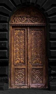 Тай двери