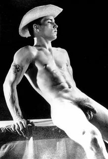 Slideshow joe dallesandro naked.