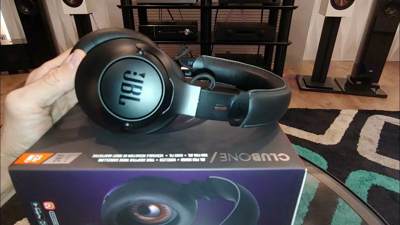 Jbl tour pro 2. Размер наушников jbl tour pro 2. Jbl 700bt. Jbl tour pro 2. Jbl tour one m2.