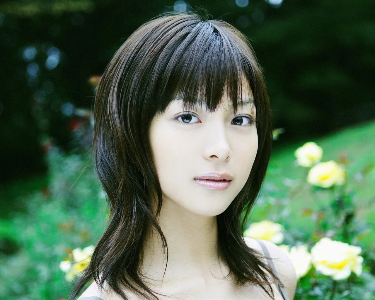 Девушка с веером. Красивые японки. Окамото микако регина. Где японские девушки. Самые красивые японские девушки.